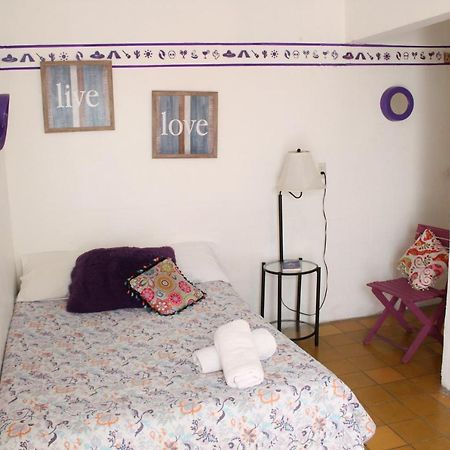 גואדלחארה Hostal Casa Colores Adults Only מראה חיצוני תמונה